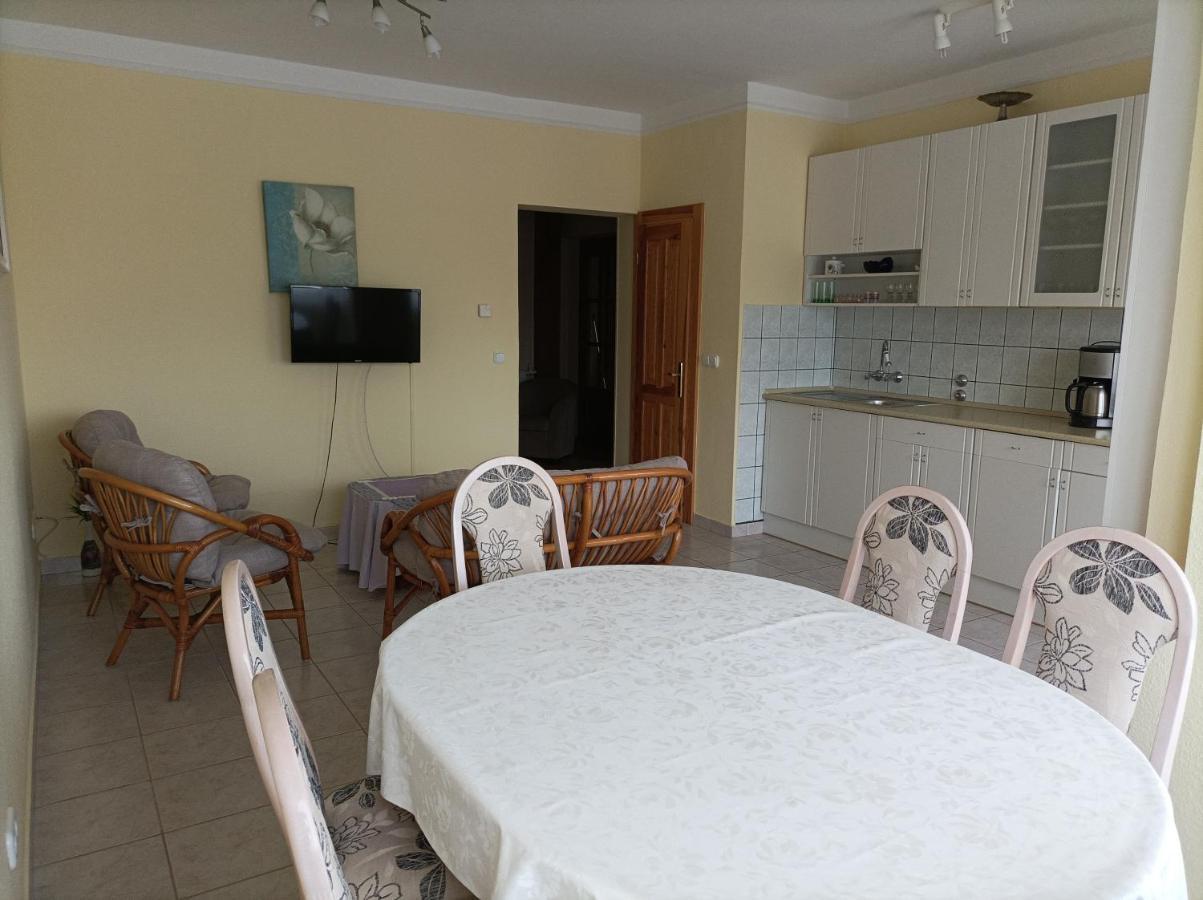 Lazar Apartmanok Хевиз Экстерьер фото